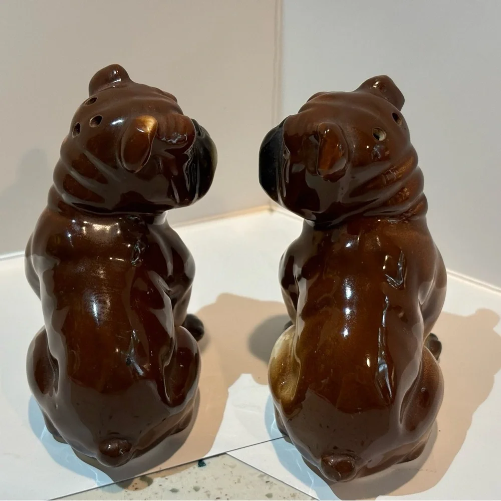 Vintage Antique Bulldog Puppies Salt &‎ Pepper Shakers Set Made in JAPAN